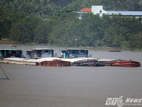 Phòng Cảnh sát đường thủy, Hải Phòng, sông Cấm, tàu chở quá tải