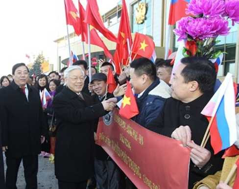 Tổng Bí thư gặp gỡ cộng đồng người Việt tại Matxcơva