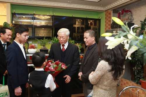 Tổng Bí thư Nguyễn Phú Trọng gặp mặt người Việt tại Nga