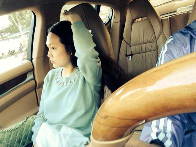 Tuấn Hưng đưa vợ đi làm đẹp.