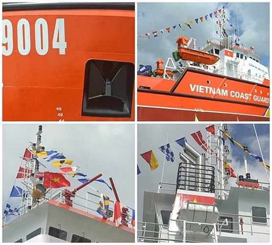 Mỏ neo của tàu được ẩn vào trong thân để tránh va đập khi tác chiến trên biển. Tàu được trang bị hai xuồng cao tốc dùng để cứu nạn, cứu hộ trên biển; hai vòi rồng cùng đèn công suất lớn trên tàu; hệ thống phao cân bằng bên mạn phải của tàu. Ảnh: Zing. 