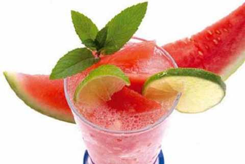 Giảm cân nhanh chóng bằng 5 loại nước ép