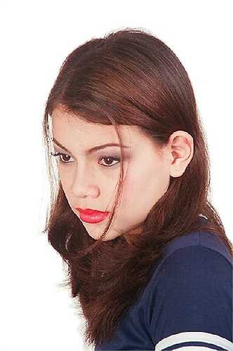 Cô từng dự thi Hoa hậu phụ nữ Việt Nam qua ảnh.