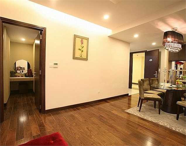 Vào ngày 6/12/2014, Công ty TNHH Hòa Bình sẽ chính thức khánh thành căn hộ mẫu và mở bán căn hộ Tòa B dự án Hòa Bình Green City tại 505 Minh Khai, quận Hai Bà Trưng, Hà Nội.