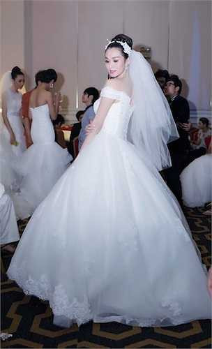 Sắp tới, Khánh My sẽ giành thời gian tham gia nhiều show diễn thời trang danh giá sau thời gian tham gia diễn xuất và kinh doanh.