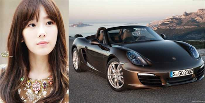Cô nàng trưởng nhóm SNSD- Tae Yon sở hữu cho mình mẫu xe nhỏ nhắn Porsche Boxster với mức giá vào khoảng 73.500 USD cho phiên bản tiêu chuẩn. Theo Zing