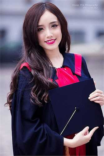 Cô bạn cũng từng lọt top thí sinh thi vòng chung kết cuộc thi X-Gen 2012