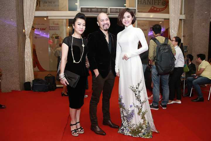 Tại vòng chung kết Sao Mai điểm hẹn 2014, NTK Võ Thùy Dương cũng đã gây ấn tượng mạnh với công chúng khi tham gia tạo dựng hình ảnh cho hai giọng ca nữ: Ca sỹ trẻ triển vọng Đỗ Thanh Ngọc và ca sỹ được khán giả yêu thích nhất Nguyễn Thủy.