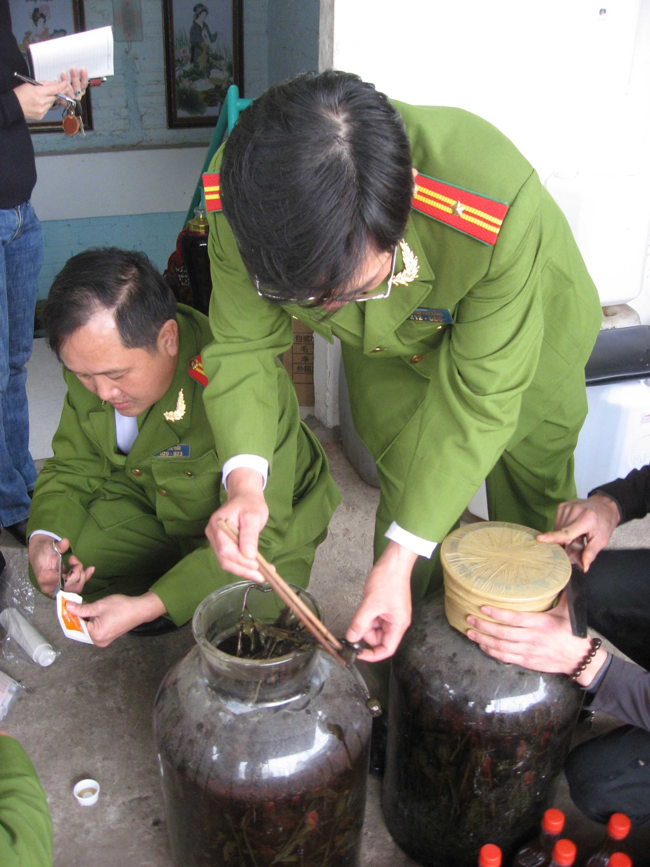 Quy định về giám định hàm lượng chất ma túy: Khó cũng phải làm