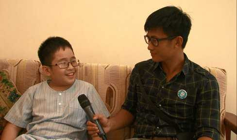 Thiên Vương tìm hiểu ước mơ của bé Minh Đăng.