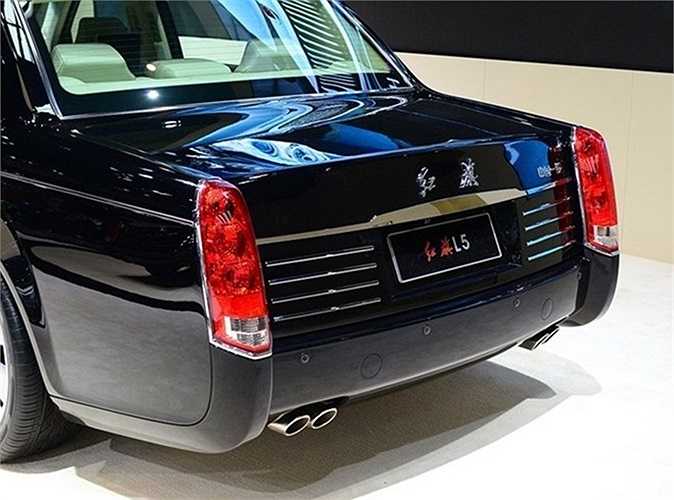 Xe sang Hongqi L5 là dòng xe vừa được dùng để đưa đón các nguyên thủ quốc gia tham dự Hội nghị APEC vừa được tổ chức vào tháng 11 vừa qua tại TQ. 
