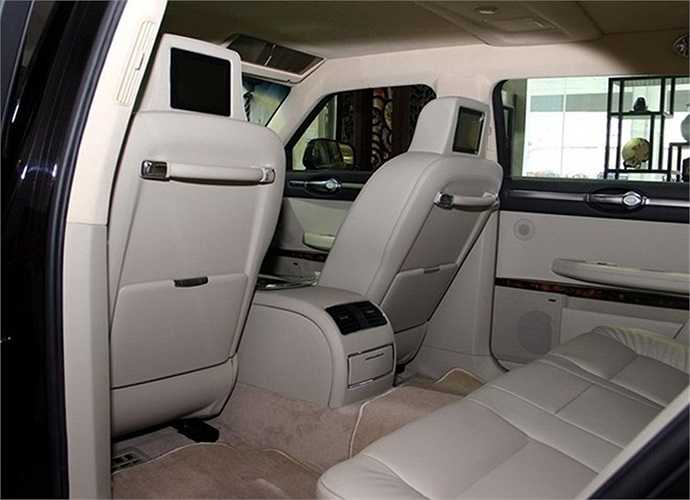 Xe sang Hongqi L5 trang bị động cơ 6 lít V12 công suất 408 mã lực và mô-men xoắn 550 Nm, kết hợp với hộp số tự động 6 cấp. 