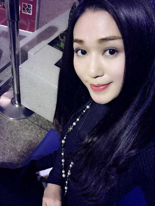 Cô sẽ cố gắng để thể hiện đẳng cấp sắc đẹp và bản lĩnh của nguwofi mẫu Việt trước bạn bè thế giới.