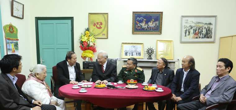 Bộ TT&TT thăm và chúc thọ Đại tướng Lê Đức Anh