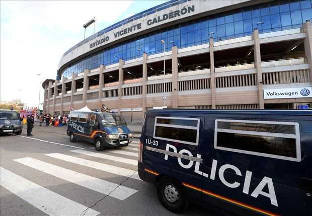 Vụ bạo lực khiến một người thiệt mạng đang làm rúng động làng bóng đá Tây Ban Nha.