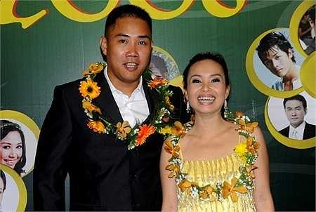 'Để có một Cẩm Ly đứng vững được 20 năm không phải chuyện dễ, hay nói là 'rất khó' cũng không sai. Hơn nữa, giọng ca của cô ấy không phải là xuất sắc nên tôi cũng điên đầu lắm'