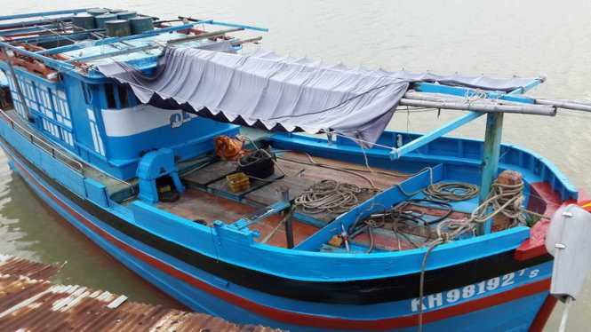 Tàu cá bị cướp đang trên đường về đảo Song Tử Tây