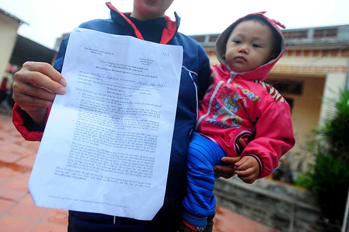 Cả làng 'đánh cược' mạng sống để mưu sinh