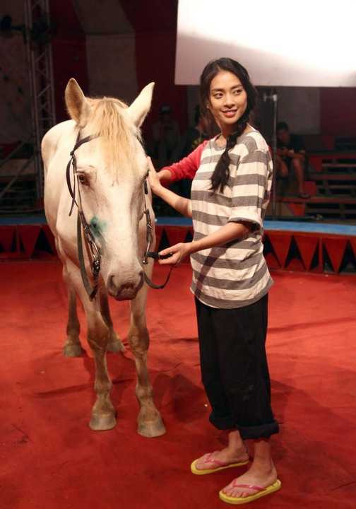 Ngày nảy ngày nay