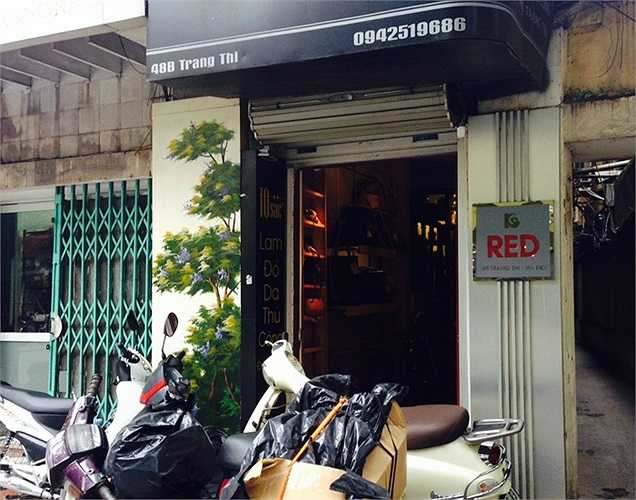 Cửa hàng quần áo siêu nhỏ