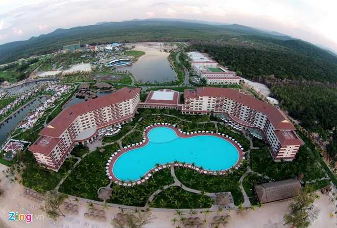 Nơi diễn ra chung kết Hoa hậu Việt Nam nhìn từ camera bay