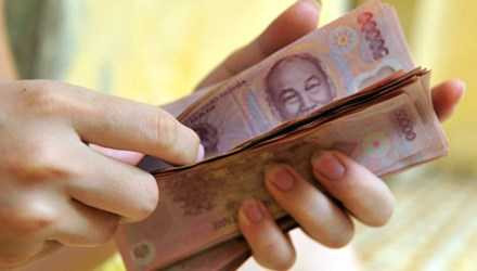 Tiền lương ở Việt Nam chỉ bằng 1/12 Singapore