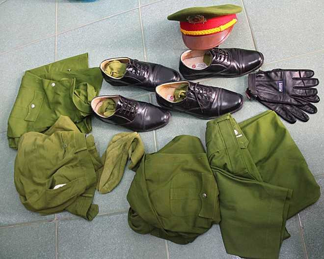 Lật mặt kẻ xưng cán bộ cục cảnh sát hình sự