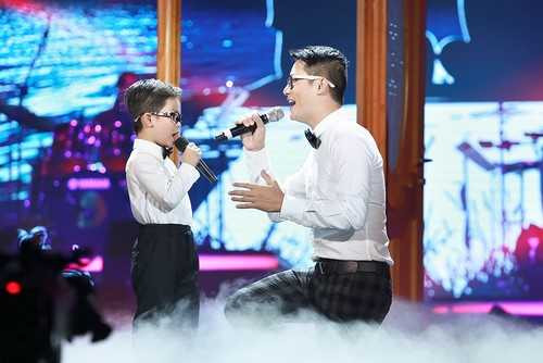 Phi Nhung tiếp tục nhận giải thưởng cao quý của Bài hát yêu thích