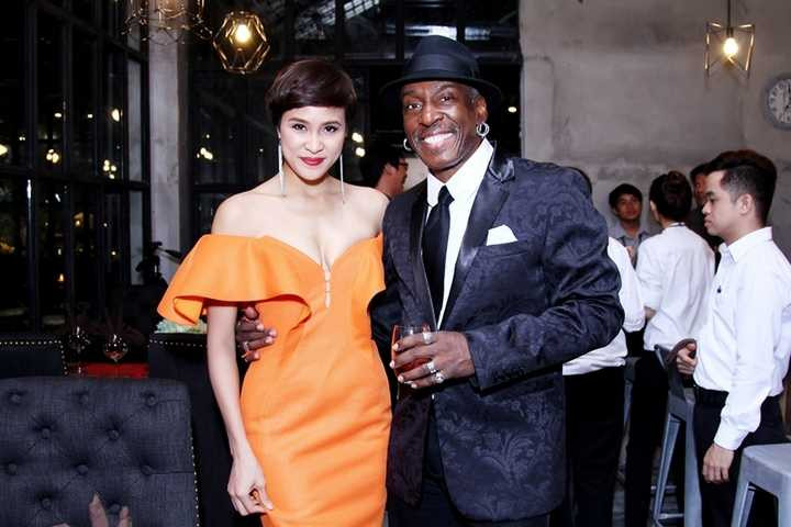 Ngoài ra trong buổi tiệc còn có sự góp mặt của Tổng lãnh sự quán Ý, ca sĩ , diễn viên nổi tiếng Joey Ciccone từ Las Vegas (người từng đóng trong Mission Impossible)