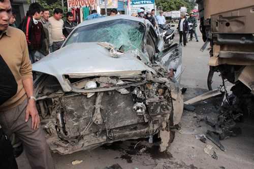 tai nạn kinh hoàng quốc lộ 5