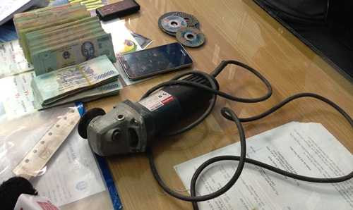 Lời khai kẻ giết bảo vệ vũ trường New Square, phá két sắt