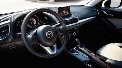 Kỷ niệm 3 năm hợp tác với Mazda, Thaco ra mắt Mazda 3