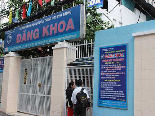 Trường THPT Đăng Khoa hiện không có ban giám hiệu và mâu thuẫn nội bộ gay gắt