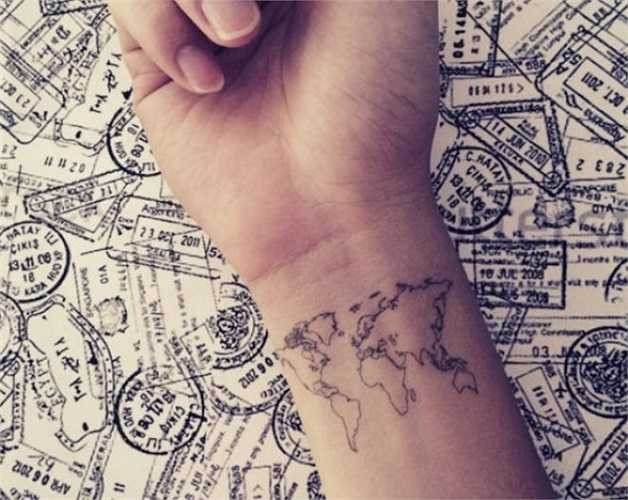 Tuy nhiên, không phải ai cũng đủ tự tin, cá tính đi xăm mình, để lộ các hình ra bên ngoài.