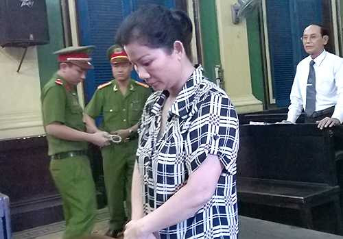 Bị cáo Châu trước vành móng ngựa