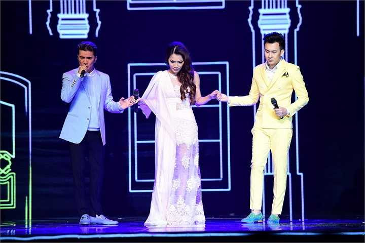 Tam ca Mr Đàm – Hồng Ngọc – Dương Triệu Vũ đã mang một không khí mới khác hẳn so với chuối Bolero dày đặc ở trên qua LK Bài không tên số 2 – Bài không tên dố 4 – Tình Khúc buồn - Bài không tên cuối cùng