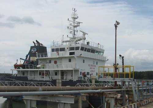 Giây phút thuyền viên bị cướp biển bắn qua lời kể thuyền trưởng