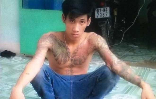 Thiếu tá đi xe buýt bắt hung thủ giết người