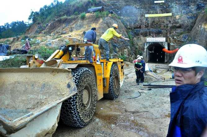 Sập hầm thủy điện Đa Dâng, 11 người đang mắc kẹt 2