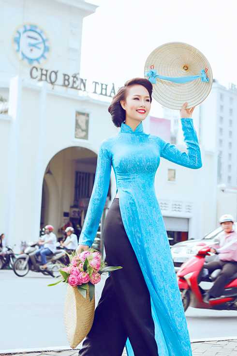 Lâm Thùy Anh gợi cảm