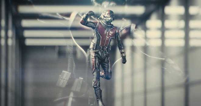 Ant-Man (17/7): Sau Age of Ultron, Marvel Studios sẽ trình làng Ant-Man trong giữa mùa hè. Đây có thể được coi là dự án phim nhiều trắc trở và gây ra nhiều hoài nghi nhất từ phía người hâm mộ của hãng. Bởi Ant-Man được thay đổi đạo diễn vào giờ chót, dù cho Edgar Wright đã gắn bó với dự án này và Marvel Studios suốt nhiều năm qua.