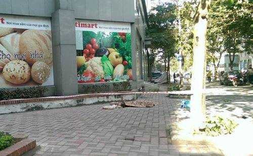 Hà Nội: Rơi từ tầng cao chung cư, một phụ nữ tử vong