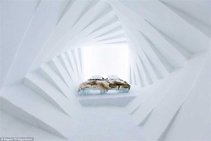 Một phòng ngủ thiết kế hiện đại với băng, tuyết