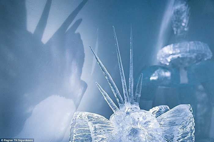 Một chi tiết trang trí của khách sạn