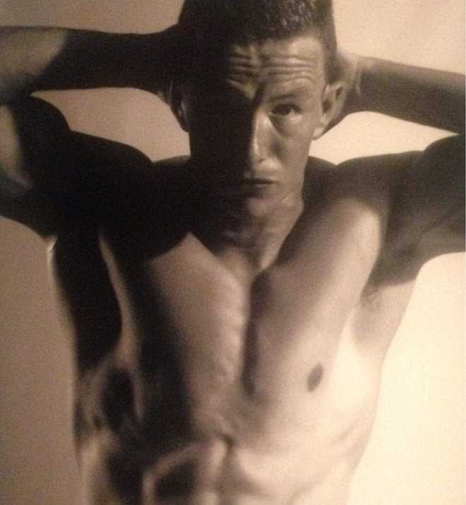 Chàng trai lột xác thành thân hình 6 múi