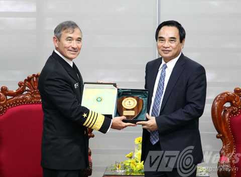 Tư lệnh Hạm đội Thái Bình Dương, Đô đốc Harry B. Harris, Đà Nẵng, Hải quân, Mỹ