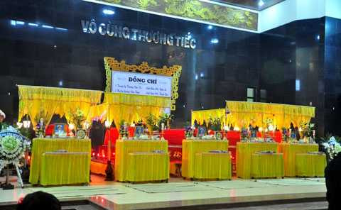 Xe của Bộ Quốc phòng lao xuống vực: Nghẹn ngào lễ truy điệu 5 chiến sỹ