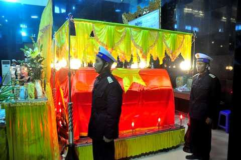 Xe của Bộ Quốc phòng lao xuống vực: Nghẹn ngào lễ truy điệu 5 chiến sỹ