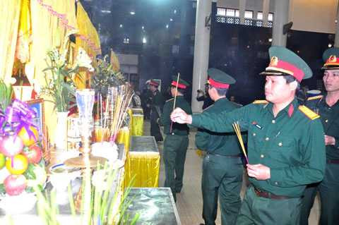 Xe của Bộ Quốc phòng lao xuống vực: Nghẹn ngào lễ truy điệu 5 chiến sỹ