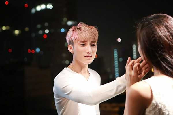 Ca sỹ Sơn Tùng M-TP